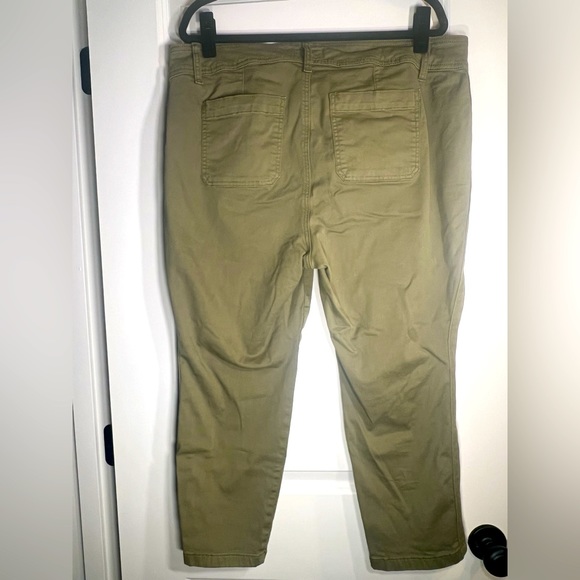 Torrid Olive Green Crop Skinny Stretch Jean Pants Size 18 - Picture 6 of 6